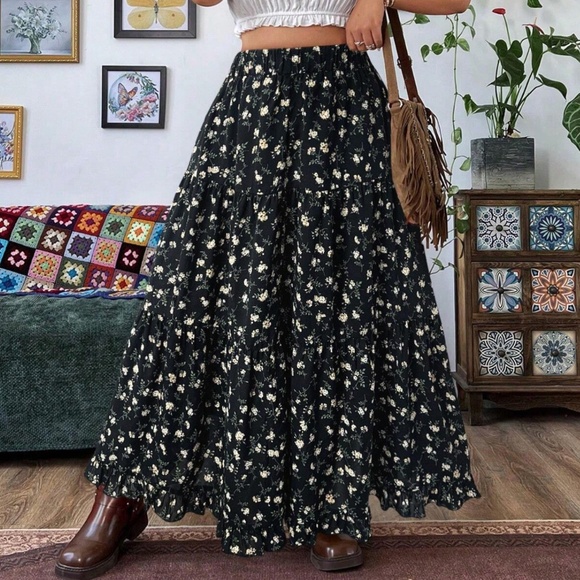 Boho Floral Print Stretchy High Waisted Ruffle Hem Maxi Skirt - Picture 1 of 10